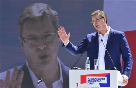 aleksandar-vucic-migitng-sns-krusevac.jpg