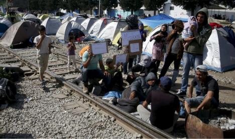 idomeni-blokirana-pruga-migranti.jpg