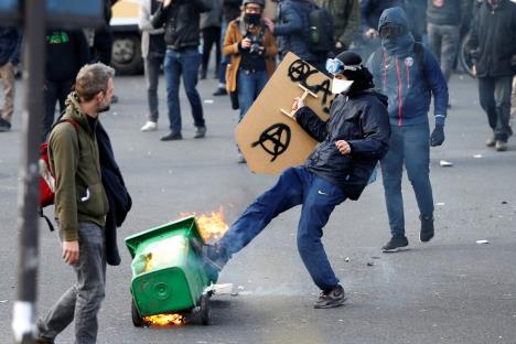 pariz-protesti.jpg