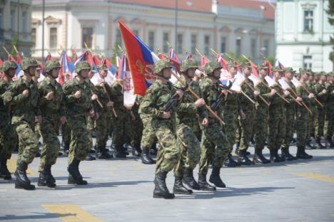 dan-vojske-srbije-defile-zrenjanin.jpg