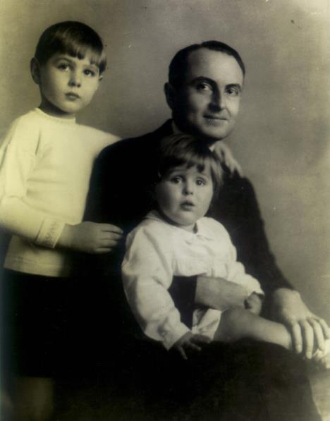 Knez Pavle Karađorđević sa sinovima