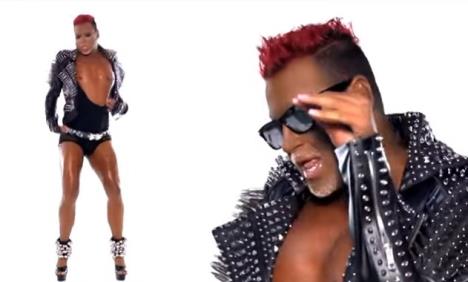 AZIS ŠOKIRAO IZGLEDOM! Uključio se u emisiju uživo u neočekivanom izdanju: Osećam se kao umetnik, to je najbitnije! (FOTO)