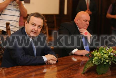 konsultacije-tomislav-nikolic-ivica-dacic-palma.jpg