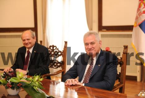 konsultacije-tomislav-nikolic-ivica-dacic-palma.jpg