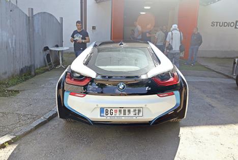 sasa-popovic-bmw-automobil.jpg