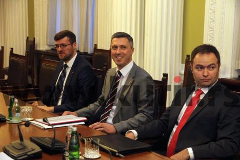 aleksandar-vucic-konsultacije-vlada.jpg