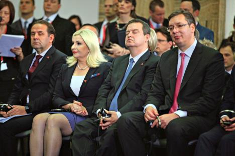 ivica-dacic-zaspao-kineski-predsednik-si-djinping.jpg