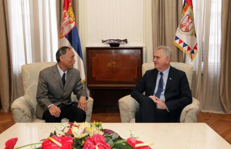 tomislav-nikolic-predsednik-srbija-ambasador-kina.jpg