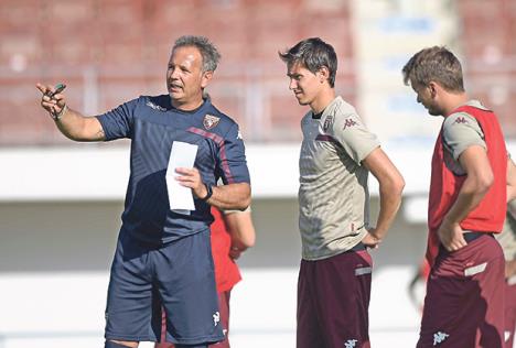 sinisa-mihajlovic-adem-ljajic-torino-pomirenje.jpg