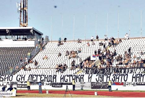 partizan-vodja-navijaca-zeleznik-ubijen-upucan.jpg