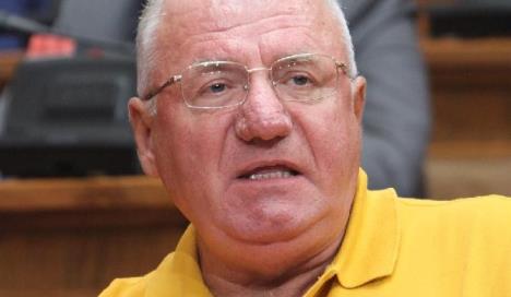vojislav-seselj.jpg