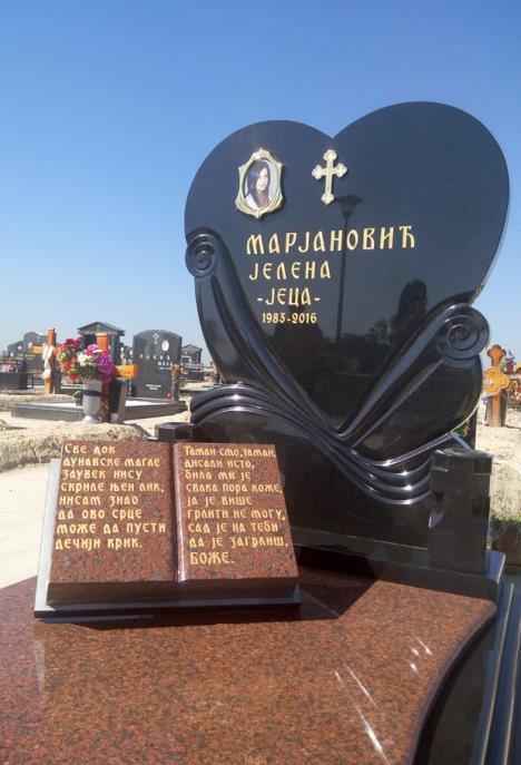 jelena-krsmanovic-marjanovic-spomenik-grob-ubistvo.jpg