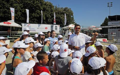 vip-mobile-vip-beach-masters-2016-ada-ciganlija-odbojka.jpg