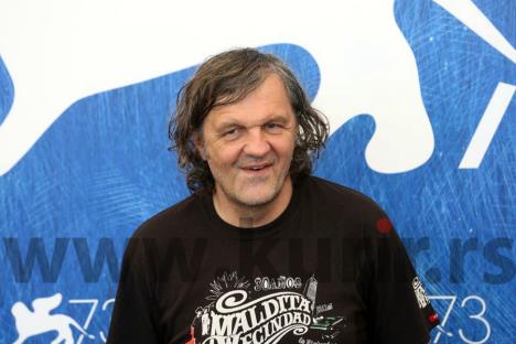 emir-kusturica-venecija-tri-prsta-bijenale.jpg