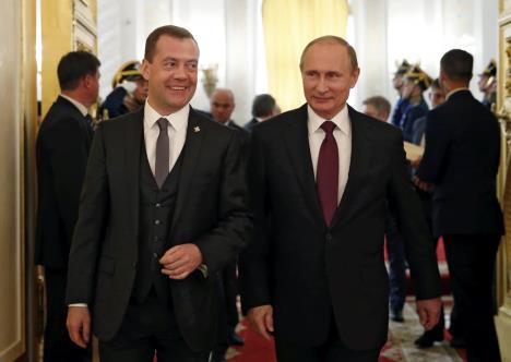 dmitrij-medvedev-i-vladimir-putin.jpg