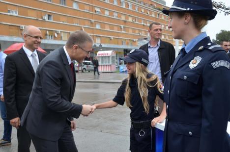 policajac-u-zajednici-nebojsa-stefanovic.jpg