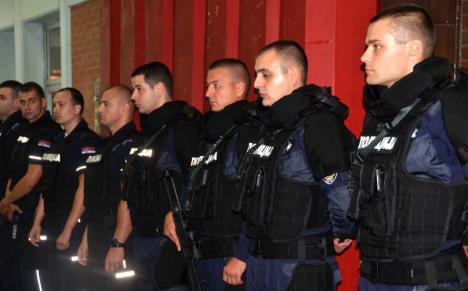 policajac-u-zajednici-nebojsa-stefanovic.jpg