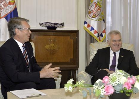 tomislav-nikolic-predsednik-srbija-predsednistvo.jpg