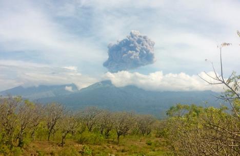 indonezija-vulkan-barudzari-foto-reuters.jpg