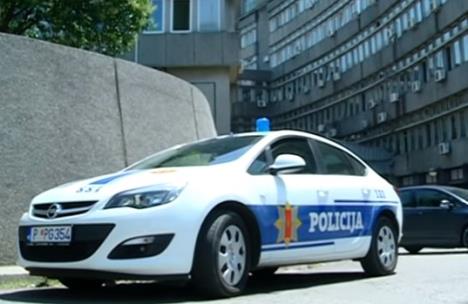 crnogorska-policija-auto.jpg