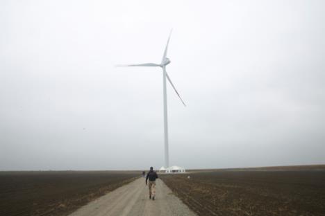 vetropark-mk-fintel-wind.jpg