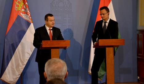 ivica-dacic-sijarto.jpg