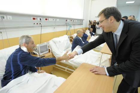 aleksandar-vucic-klinici-centar-nis.jpg