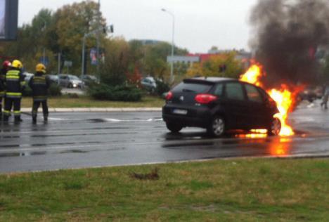 pozar-novi-beograd-automobil.jpg