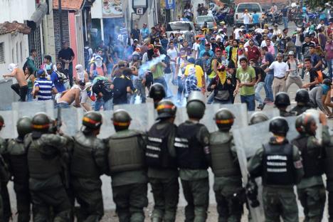 venecuela-protesti-demonstracije.jpg