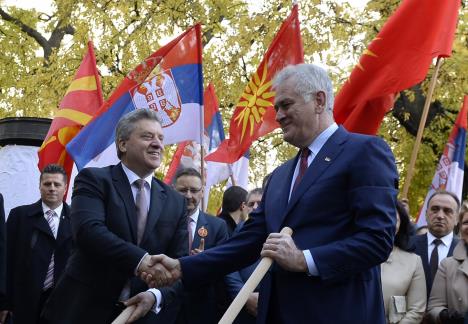 tomislav-nikolic-predsednik-srbija-djordje-ivanov.jpg