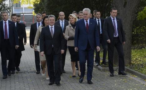 tomislav-nikolic-predsednik-srbija-djordje-ivanov.jpg