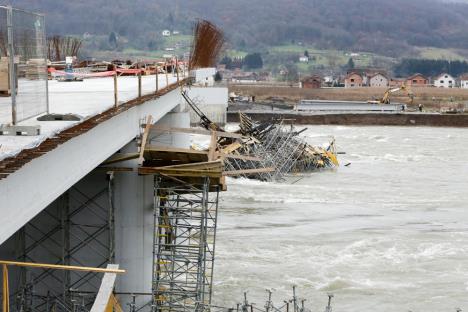 hidroelektrana-bajina-basta-drina-ljubovija-most.jpg