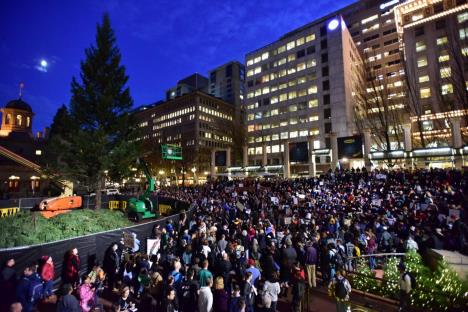 portland-protesti-sad-neredi.jpg