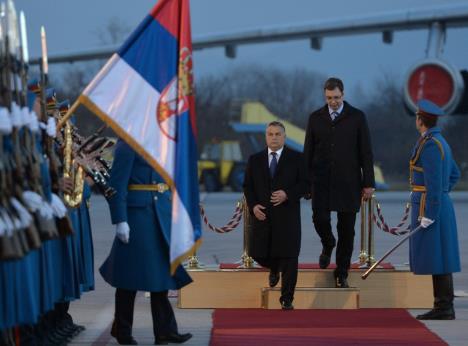 viktor-orban-aleksandar-vucic-nis-docek.jpg