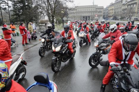 deda-mraz-bajkeri-sremcica-paketici-beograd.jpg