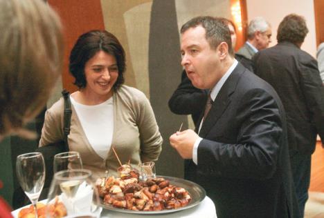 ivica-dacic-cevapi.jpg