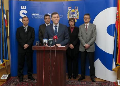 gradonacelnik-zelenovic-na-konferenciji-za-medije.jpg