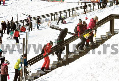 veljko-raznatovic-sneg-paparaco-kopaonik-paparaco.jpg