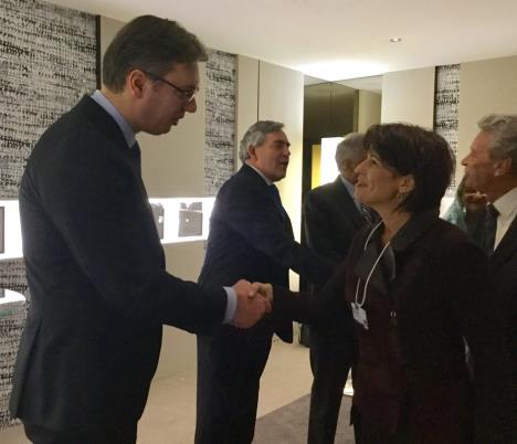 vucic-davos-predsednica-svajcarske-doris-lojtard.jpg