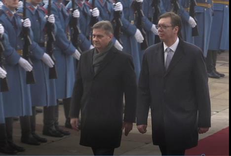 aleksandar-vucic-denis-zvizdic.jpg