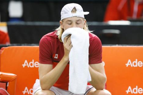 denis-sapovalov.jpg