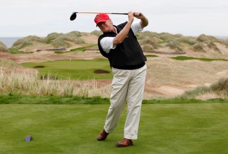 donald-tramp-golf.jpg