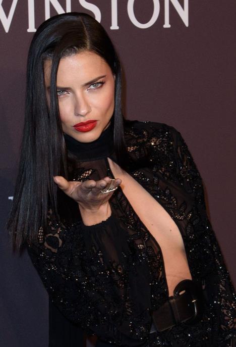 adriana-lima.jpg