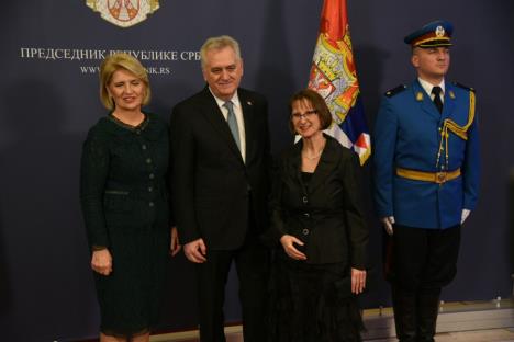 tomislav-nikolic-dragica-nikolic-predsednistvo-premijer.jpg