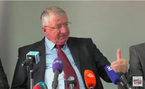 vojislav-seselj.jpg