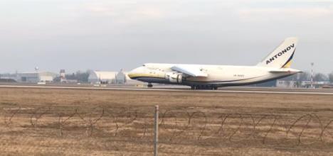 antonov-124.jpg