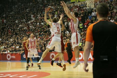 crvena-zvezda-galatasaraj.jpg