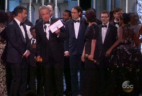 Voren Biti na dodeli Oskara