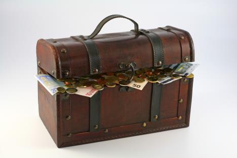 kovceg-drvena-kutija-pare.jpg