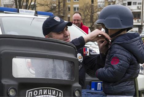 policija-u-zajednici-mirijevo-ministar-nebojsa-stefanovic.jpg